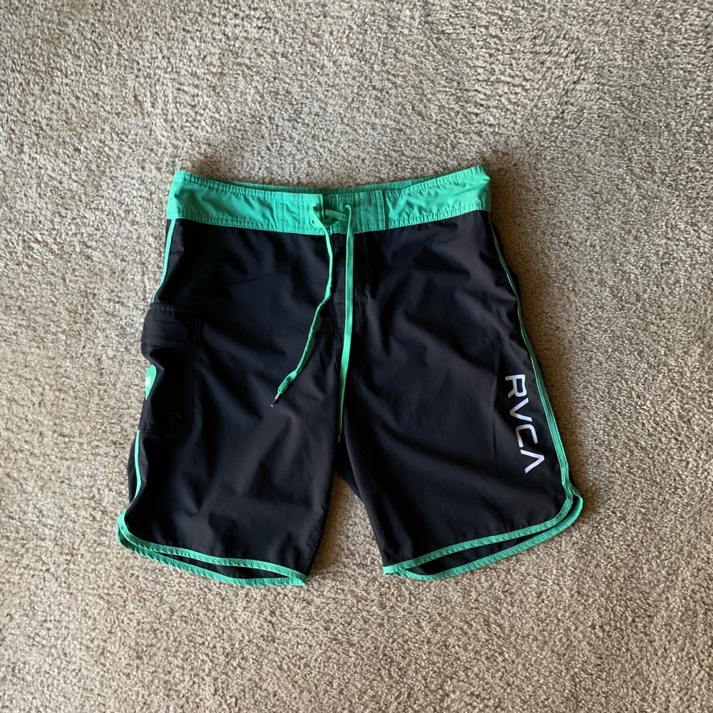 RVCA Eastern Boardshorts 20” - Size 32